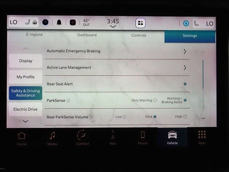 2024 Jeep Grand Cherokee 4xe *NAVIGATION, ADAPTIVE CRUISE, SAFETY ALERTS, BACKUP-CAMERA, COLOR TOUCHSCREEN, PANORAMA MOOROOF, HEATED SEATS/STEERING, REMOTE START, ALPINE AUDIO, WIRELESS CHARGING, ANDROID & APPLE Round Rock TX