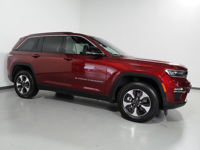 2024 Jeep Grand Cherokee 4xe *NAVIGATION, ADAPTIVE CRUISE, SAFETY ALERTS, BACKUP-CAMERA, COLOR TOUCHSCREEN, PANORAMA MOOROOF, HEATED SEATS/STEERING, REMOTE START, ALPINE AUDIO, WIRELESS CHARGING, ANDROID & APPLE Round Rock TX