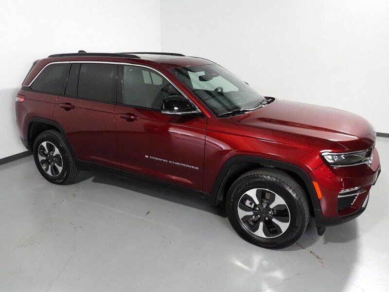 2024 Jeep Grand Cherokee 4xe *NAVIGATION, ADAPTIVE CRUISE, SAFETY ALERTS, BACKUP-CAMERA, COLOR TOUCHSCREEN, PANORAMA MOOROOF, HEATED SEATS/STEERING, REMOTE START, ALPINE AUDIO, WIRELESS CHARGING, ANDROID & APPLE Round Rock TX