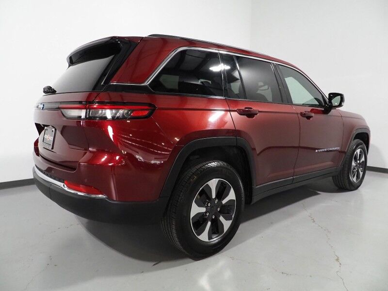 2024 Jeep Grand Cherokee 4xe *NAVIGATION, ADAPTIVE CRUISE, SAFETY ALERTS, BACKUP-CAMERA, COLOR TOUCHSCREEN, PANORAMA MOOROOF, HEATED SEATS/STEERING, REMOTE START, ALPINE AUDIO, WIRELESS CHARGING, ANDROID & APPLE Round Rock TX