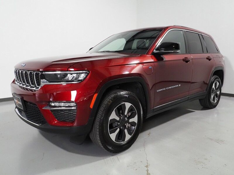 2024 Jeep Grand Cherokee 4xe *NAVIGATION, ADAPTIVE CRUISE, SAFETY ALERTS, BACKUP-CAMERA, COLOR TOUCHSCREEN, PANORAMA MOOROOF, HEATED SEATS/STEERING, REMOTE START, ALPINE AUDIO, WIRELESS CHARGING, ANDROID & APPLE Round Rock TX