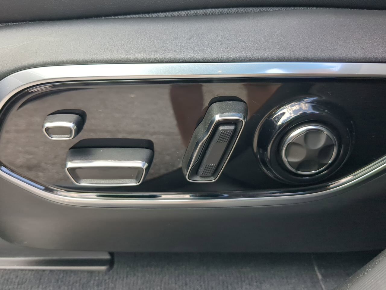 2024 Jeep Grand Cherokee 4xe Overland Winder GA