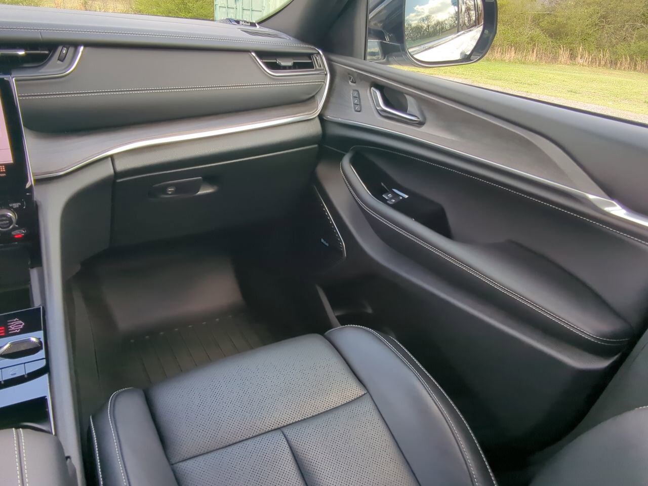 2024 Jeep Grand Cherokee 4xe Overland Winder GA