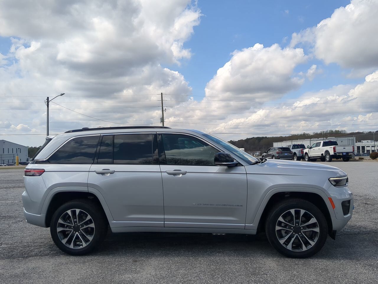 2024 Jeep Grand Cherokee 4xe Overland Winder GA