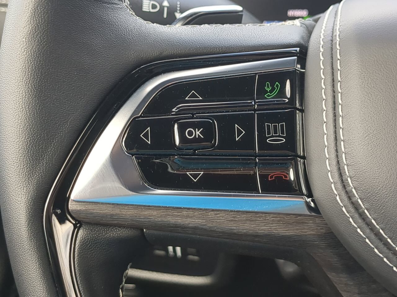 2024 Jeep Grand Cherokee 4xe Overland Winder GA