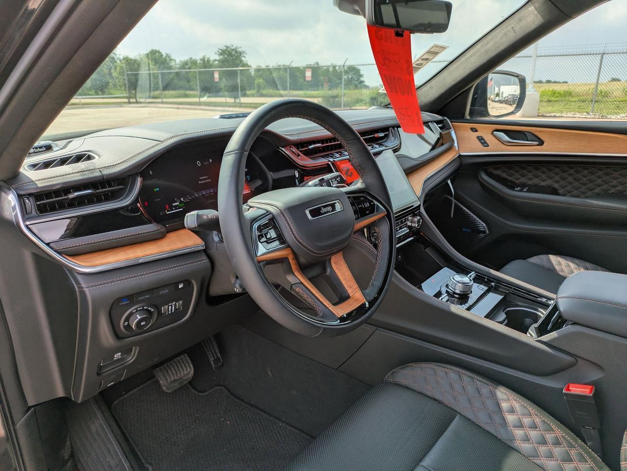 2024 Jeep Grand Cherokee 4xe Summit Reserve Castroville TX