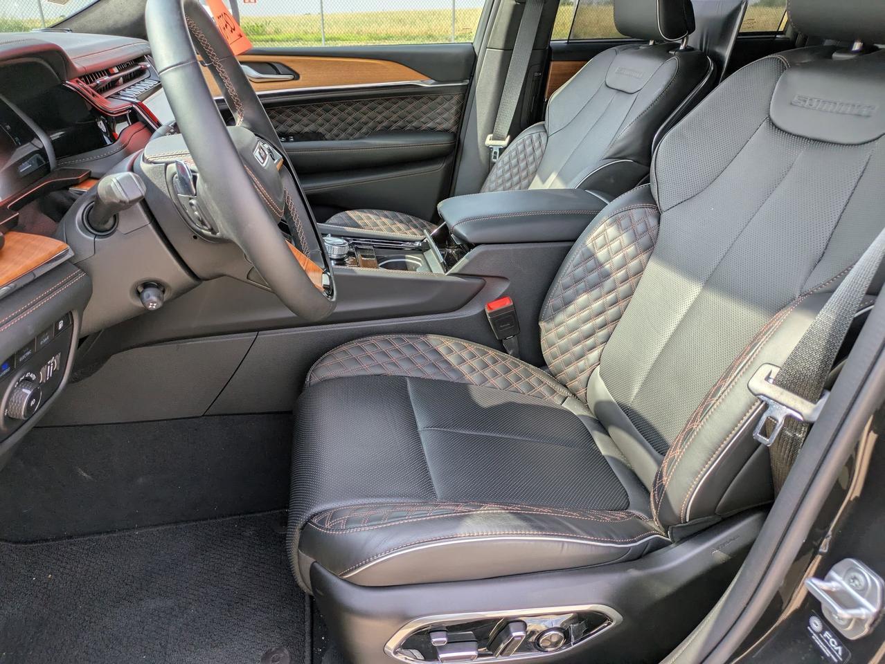 2024 Jeep Grand Cherokee 4xe Summit Reserve Castroville TX