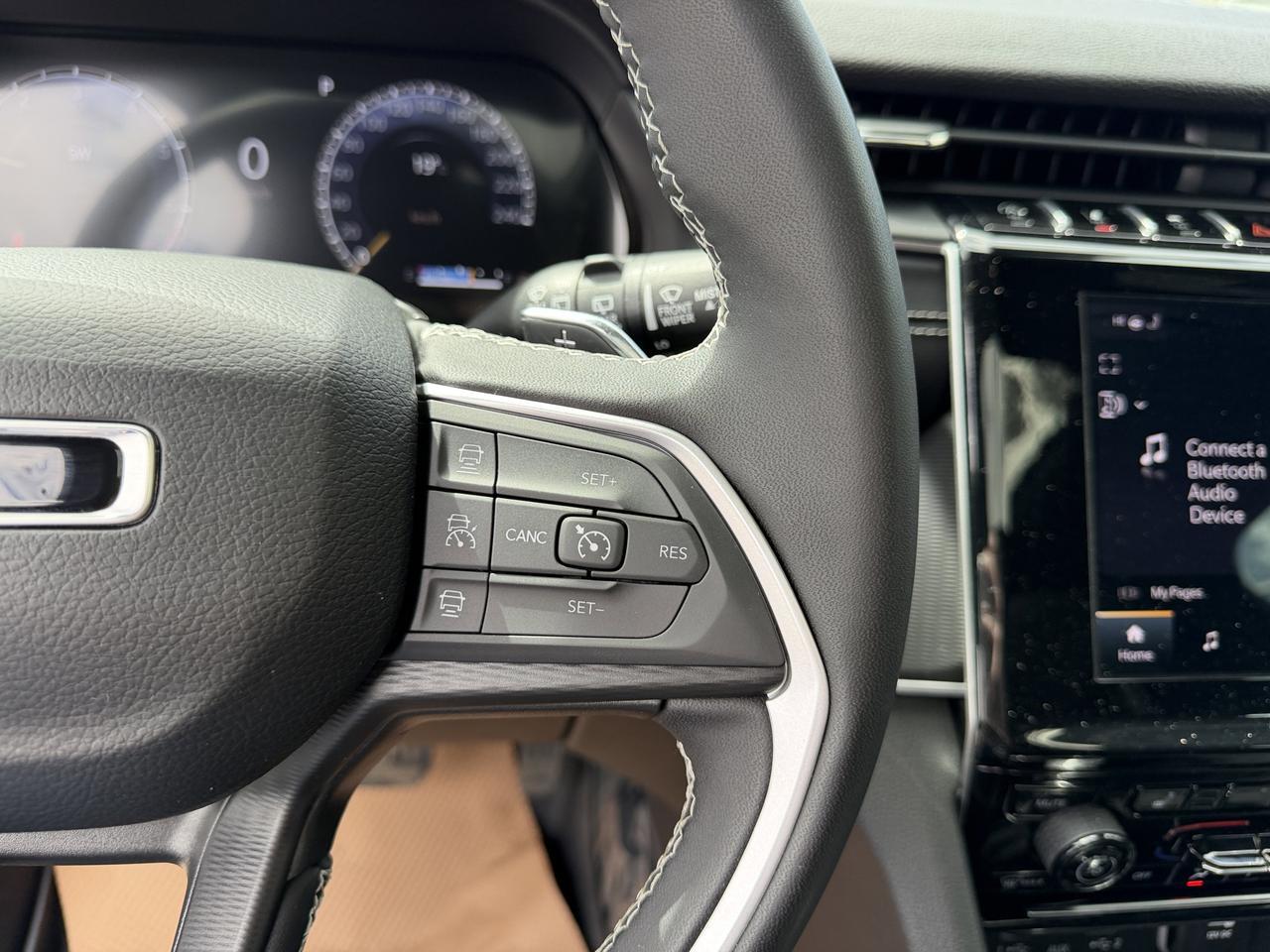 2024 Jeep Grand Cherokee Altitude 4WD | V6 | Power Sunroof | Heated Leatherette Seats | 20IN Gloss Black Wheels Redwater AB