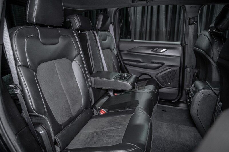 2024 Jeep Grand Cherokee Altitude 4x2 SUV Peoria AZ