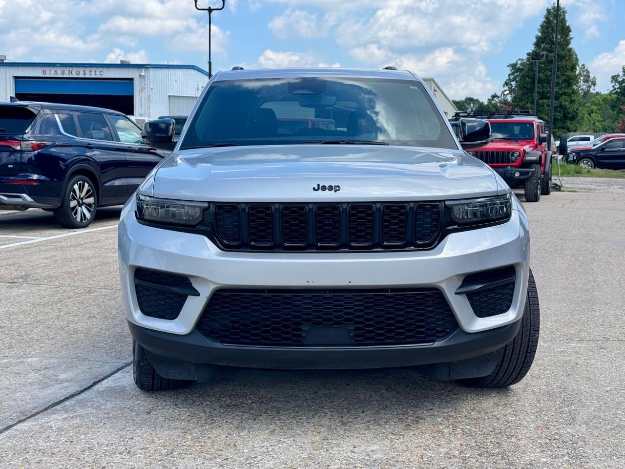 2024 Jeep Grand Cherokee Altitude 4x4