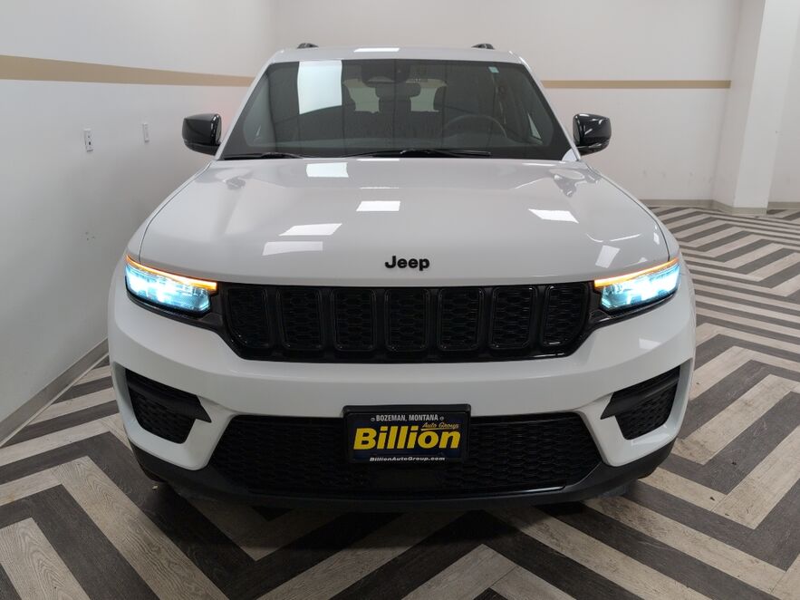 2024 Jeep Grand Cherokee Altitude Bozeman MT