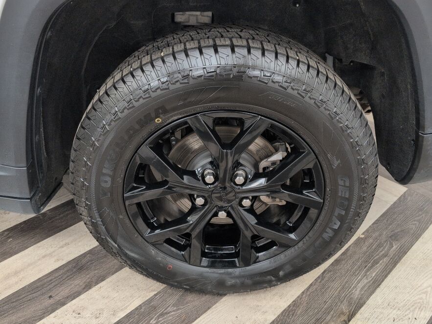 2024 Jeep Grand Cherokee Altitude Bozeman MT
