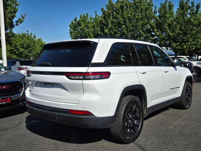 2024 Jeep Grand Cherokee Altitude Folsom CA