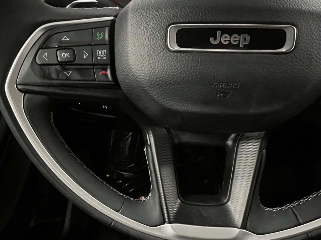 2024 Jeep Grand Cherokee Altitude Highlands Ranch CO