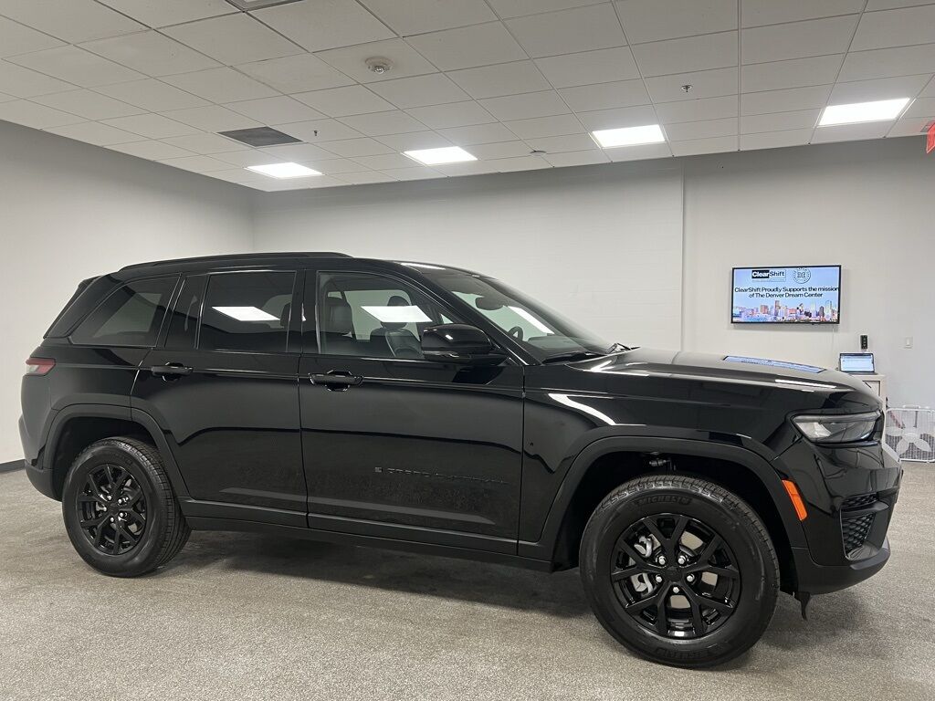 2024 Jeep Grand Cherokee Altitude Highlands Ranch CO