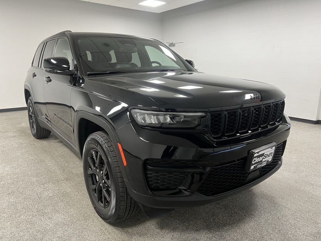 2024 Jeep Grand Cherokee Altitude Highlands Ranch CO