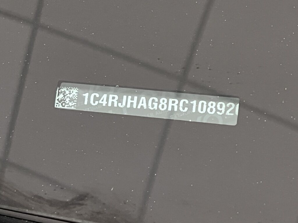 2024 Jeep Grand Cherokee Altitude Highlands Ranch CO