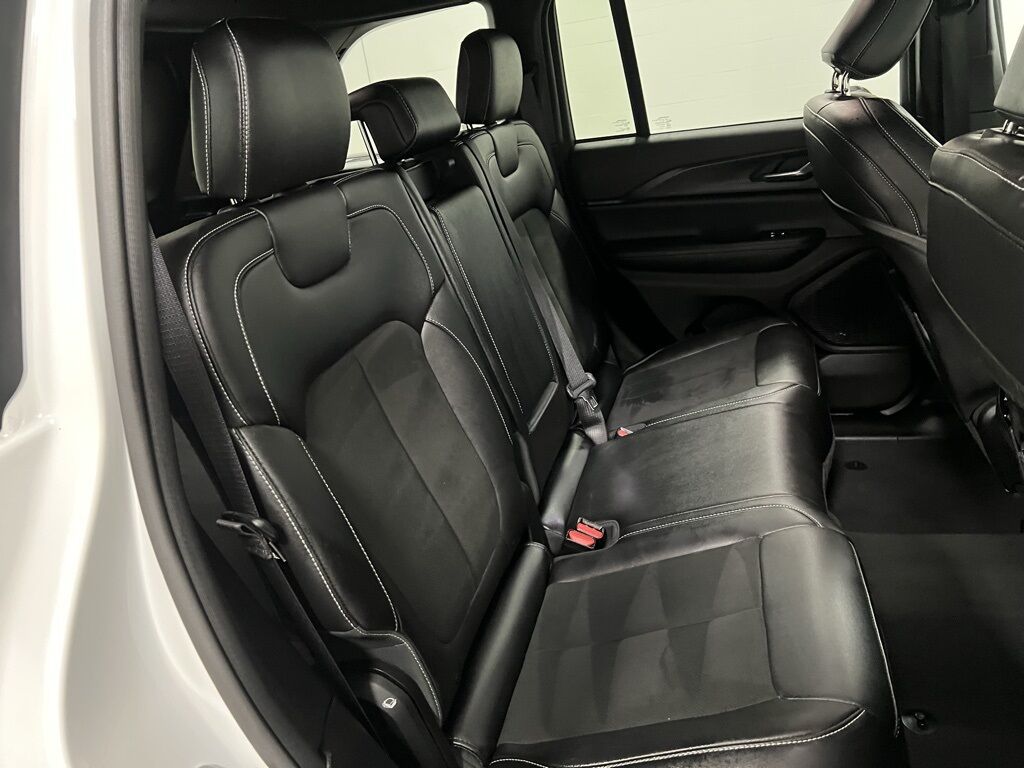 2024 Jeep Grand Cherokee Altitude Highlands Ranch CO