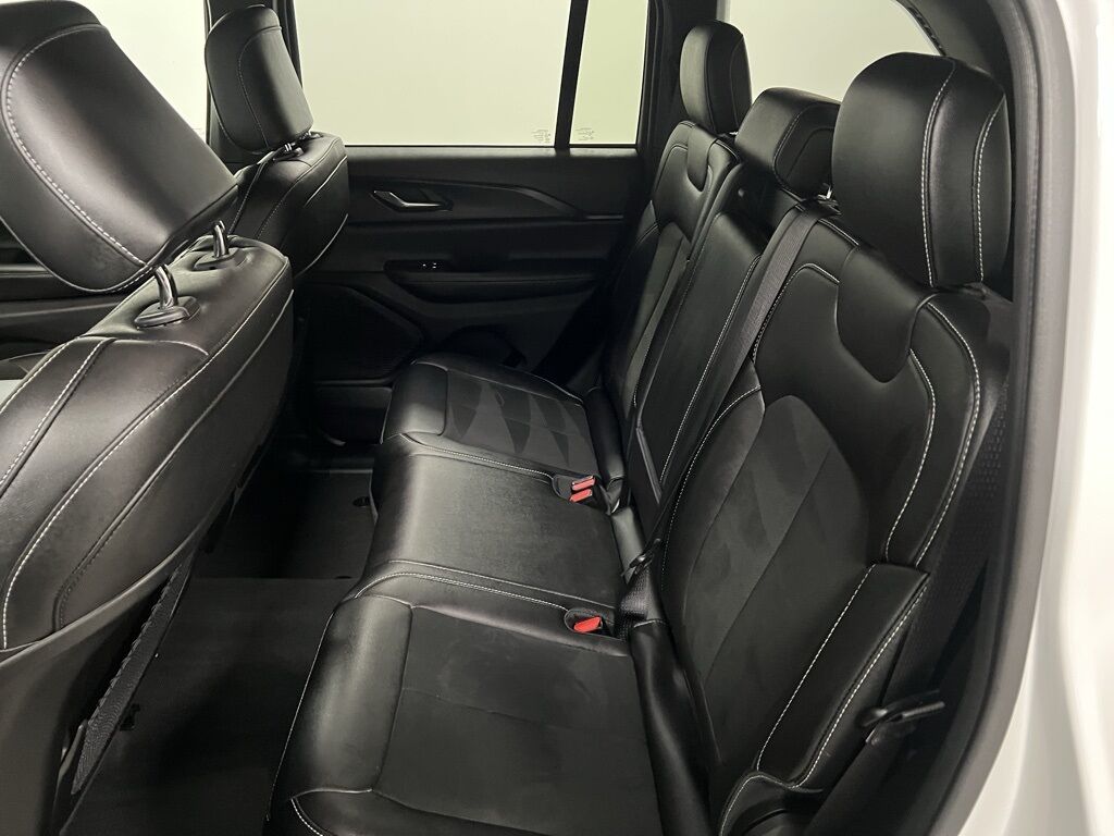 2024 Jeep Grand Cherokee Altitude Highlands Ranch CO