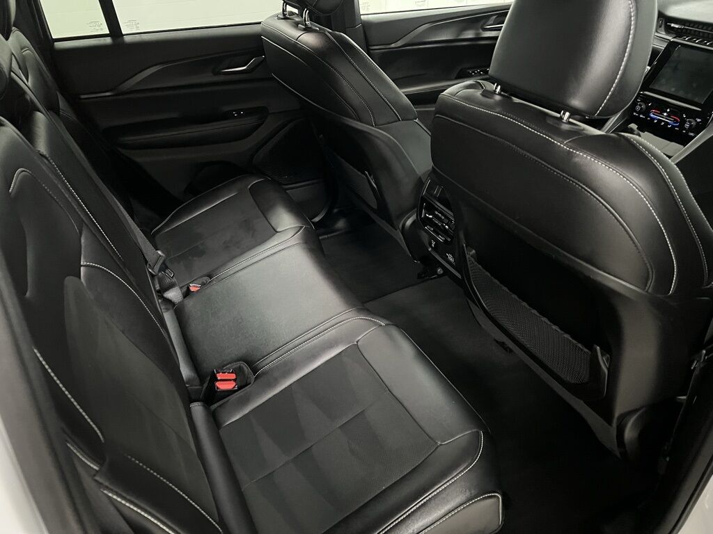 2024 Jeep Grand Cherokee Altitude Highlands Ranch CO