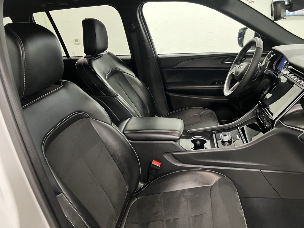 2024 Jeep Grand Cherokee Altitude Highlands Ranch CO