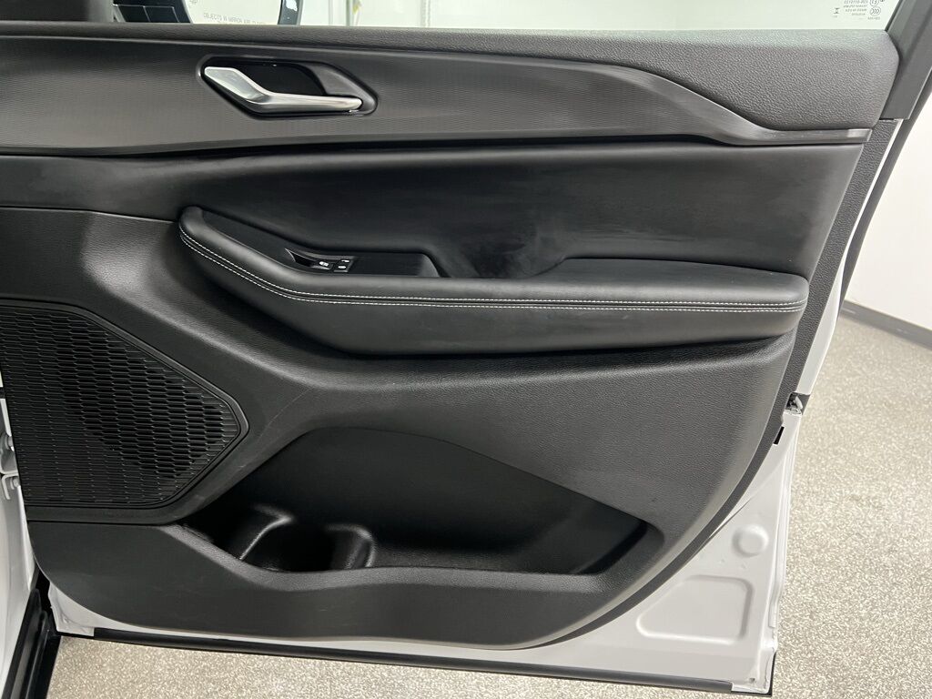 2024 Jeep Grand Cherokee Altitude Highlands Ranch CO