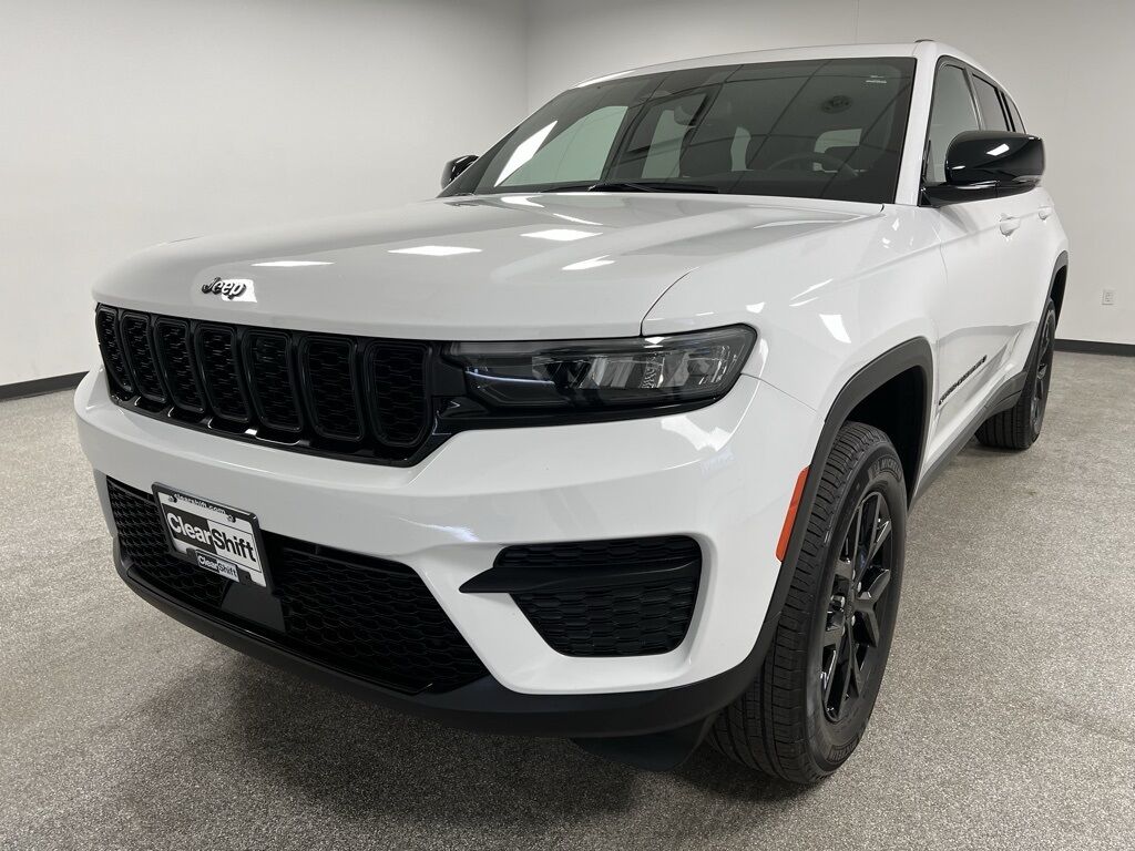 2024 Jeep Grand Cherokee Altitude Highlands Ranch CO