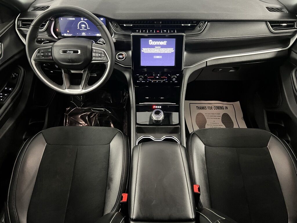 2024 Jeep Grand Cherokee Altitude Highlands Ranch CO
