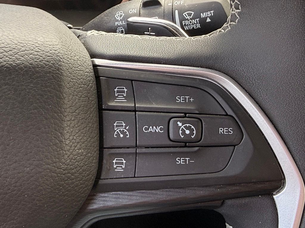 2024 Jeep Grand Cherokee Altitude Klamath Falls OR