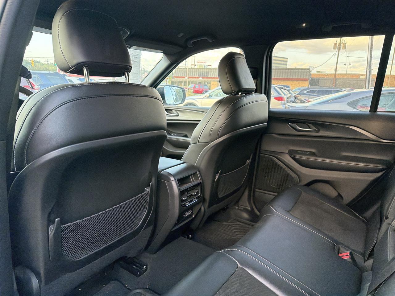 2024 Jeep Grand Cherokee Altitude San Antonio TX