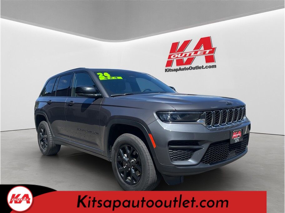 2024 Jeep Grand Cherokee Altitude Sport Utility 4D