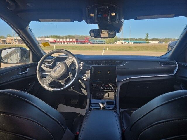 2024 Jeep Grand Cherokee Altitude Whitecourt AB