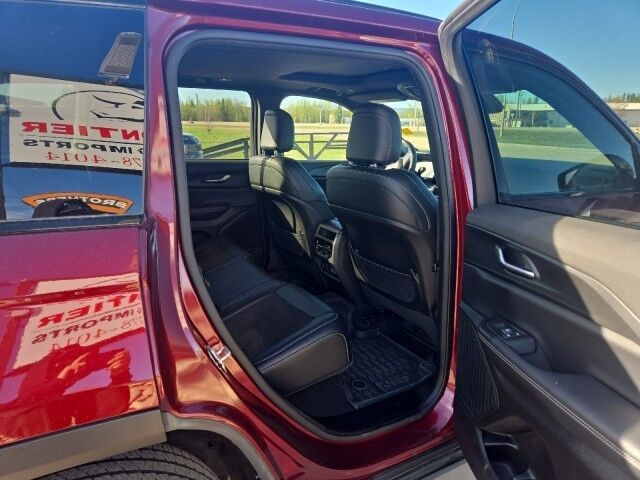 2024 Jeep Grand Cherokee Altitude Whitecourt AB