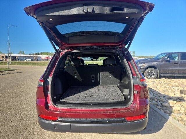 2024 Jeep Grand Cherokee Altitude Whitecourt AB