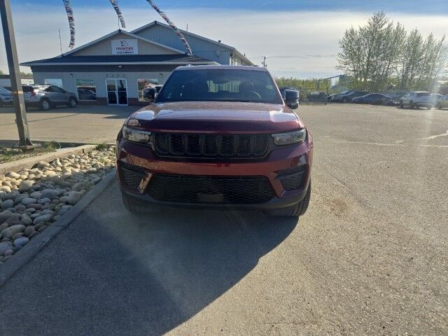 2024 Jeep Grand Cherokee Altitude Whitecourt AB