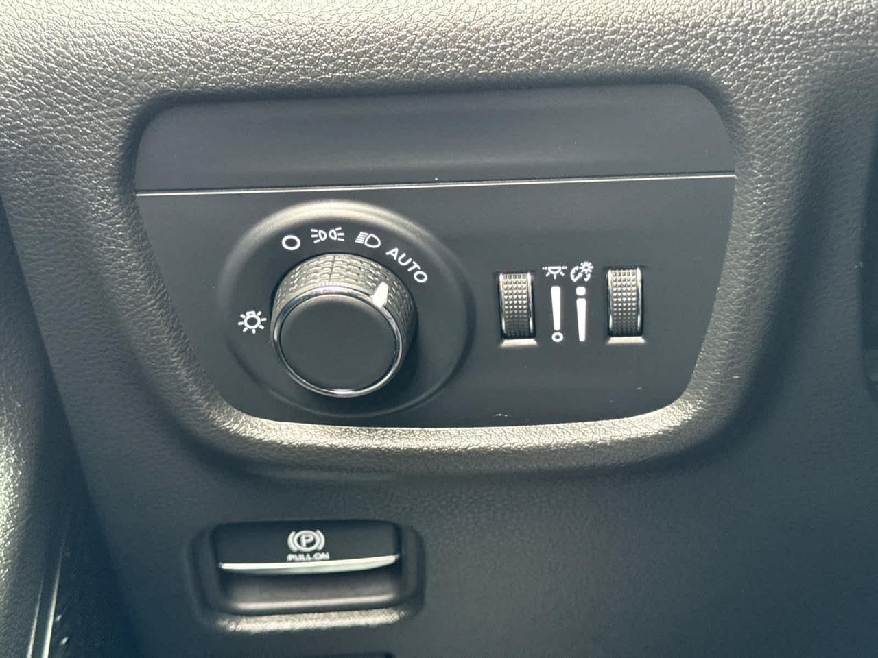 2024 Jeep Grand Cherokee Altitude Dartmouth MA