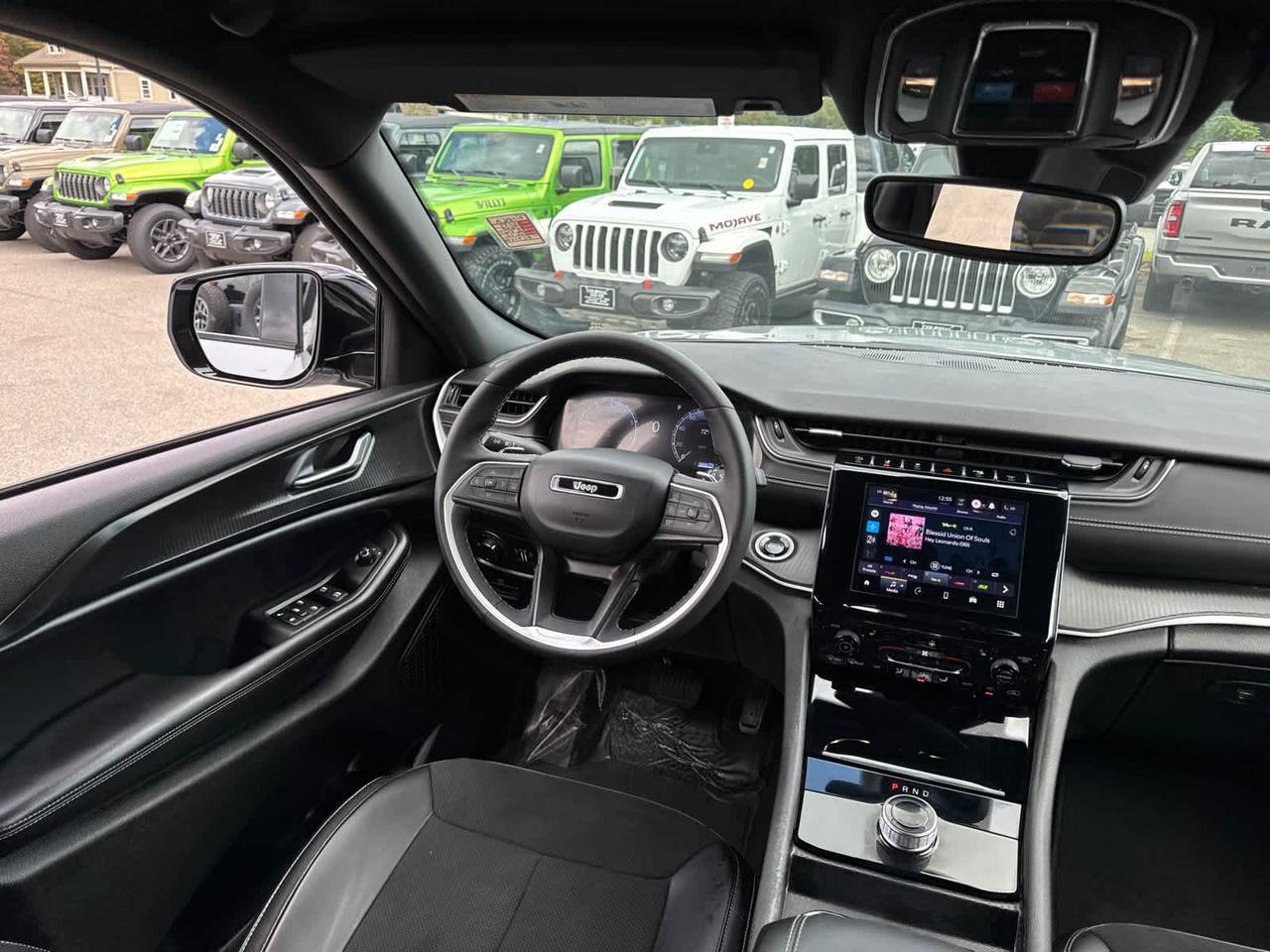 2024 Jeep Grand Cherokee Altitude Dartmouth MA