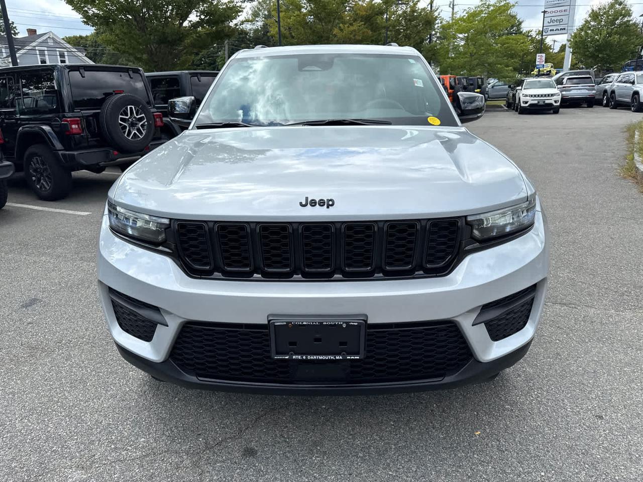 2024 Jeep Grand Cherokee Altitude Dartmouth MA