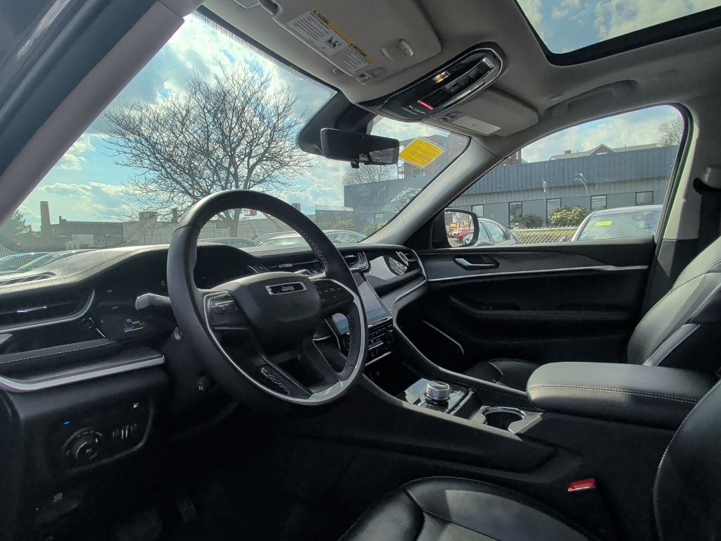 2024 Jeep Grand Cherokee Anniversary Edition 4xe Worcester MA