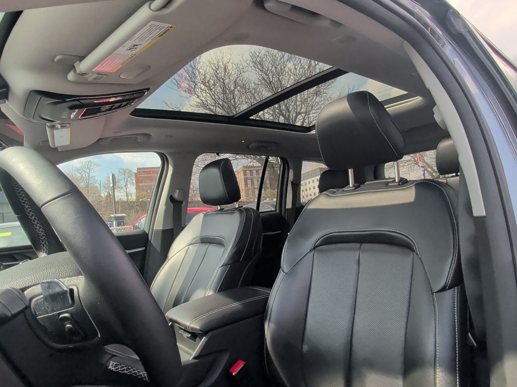 2024 Jeep Grand Cherokee Anniversary Edition 4xe Worcester MA