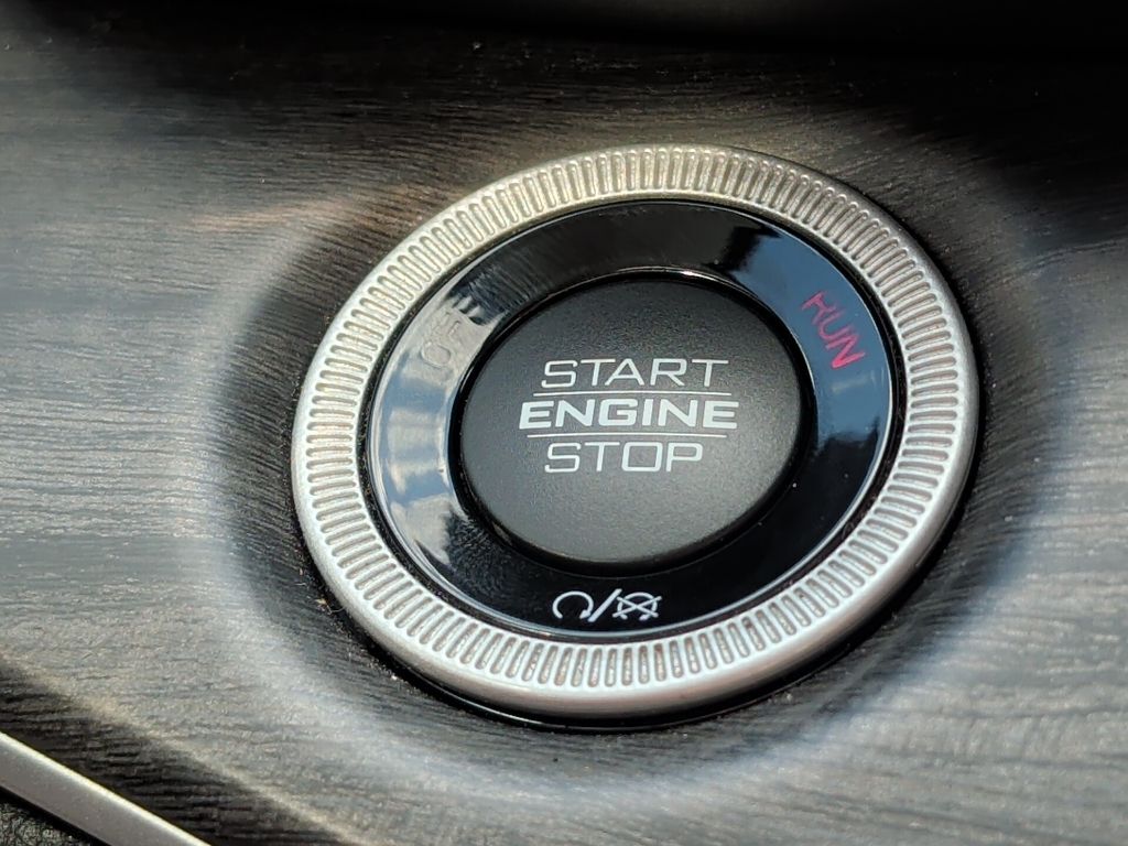 2024 Jeep Grand Cherokee Anniversary Edition 4xe Worcester MA