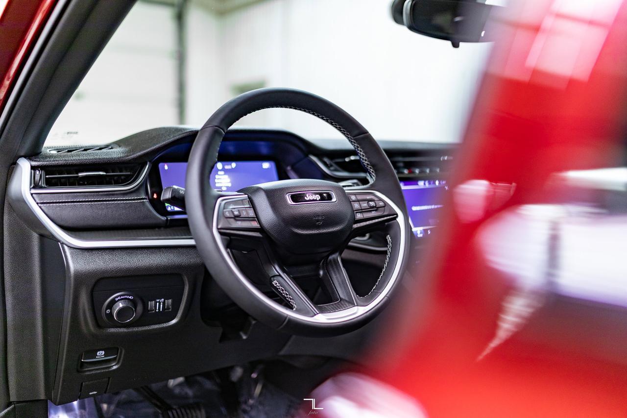 2024 Jeep Grand Cherokee L 4x4 Altitude Leather BCam PSeat Red Deer AB