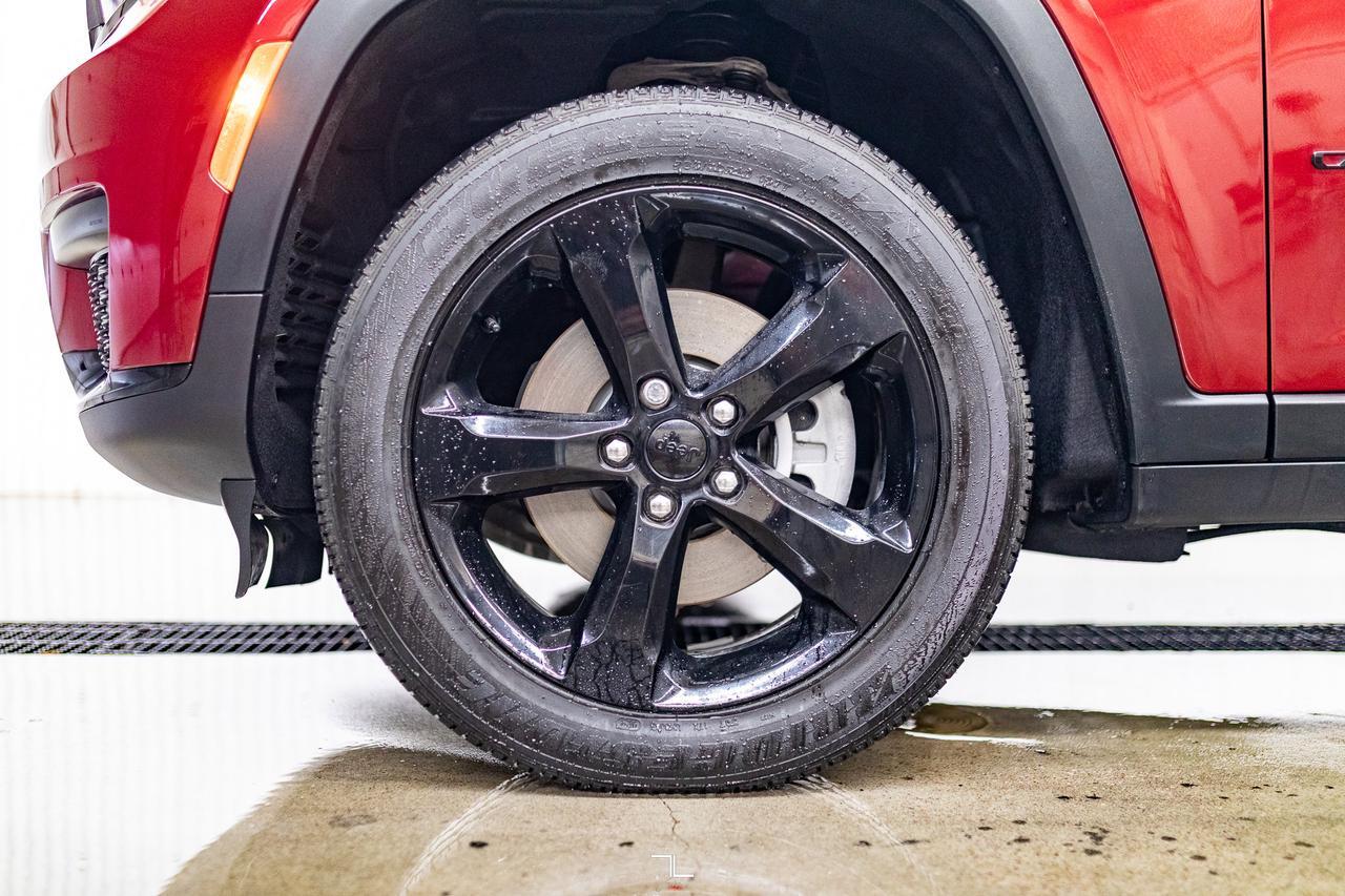 2024 Jeep Grand Cherokee L 4x4 Altitude Leather BCam PSeat Red Deer AB