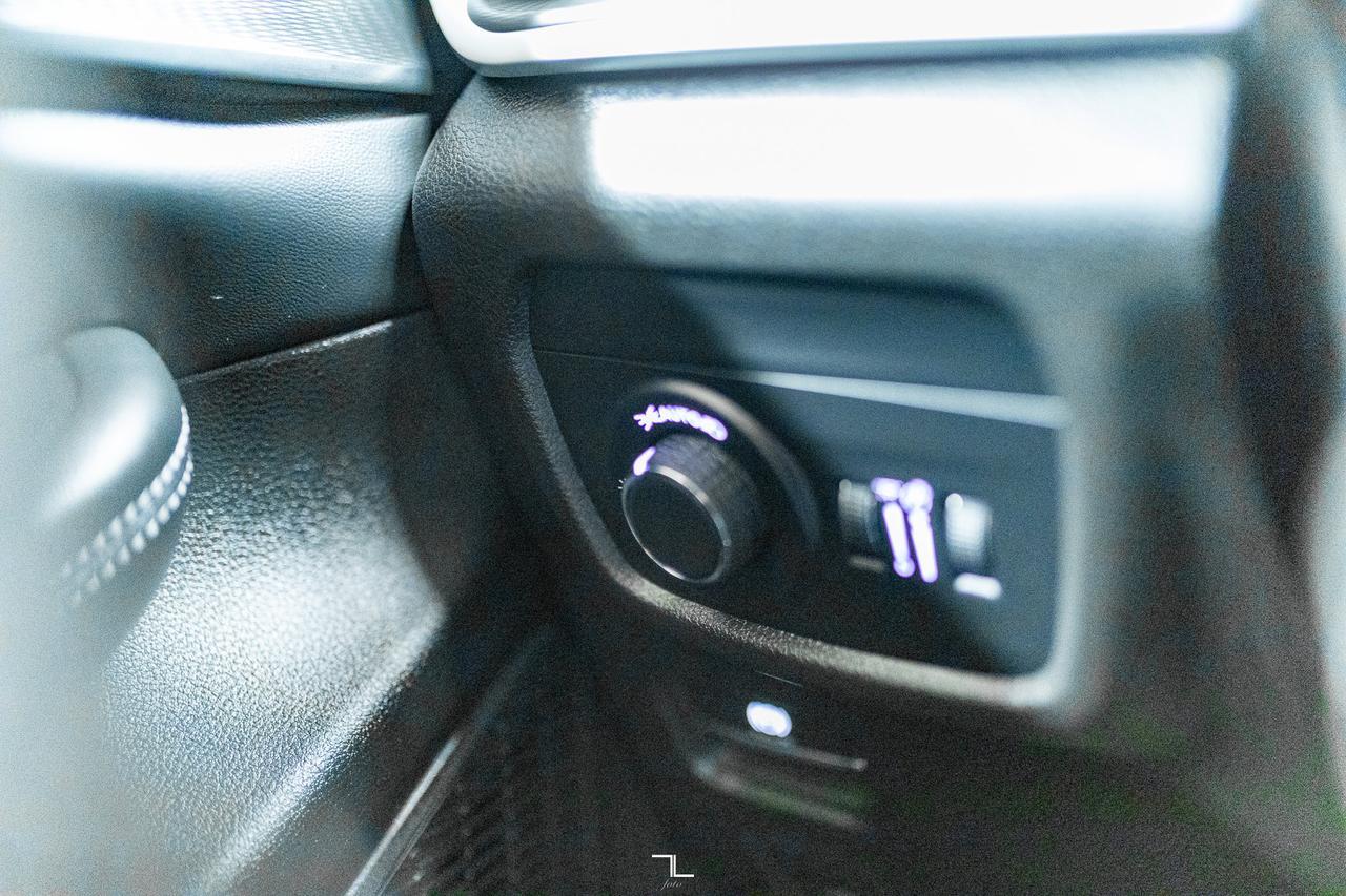 2024 Jeep Grand Cherokee L 4x4 Altitude Leather BCam PSeat Red Deer AB