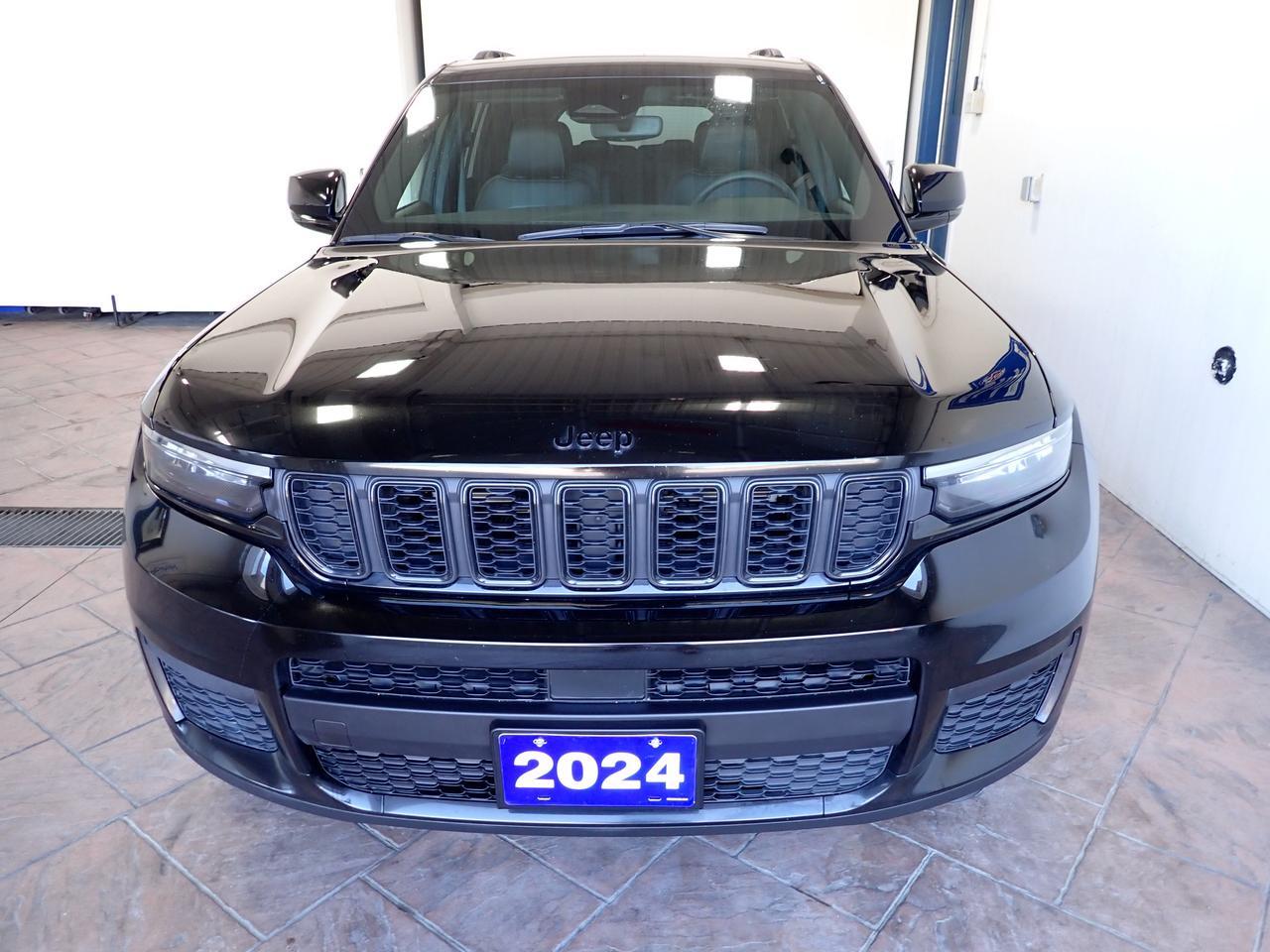 2024 Jeep Grand Cherokee L Altitude 4WD SUNROOF MAX TRAILER TOW PKG Listowel ON