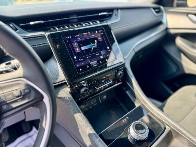 2024 Jeep Grand Cherokee L Altitude 4x4 Baton Rouge LA