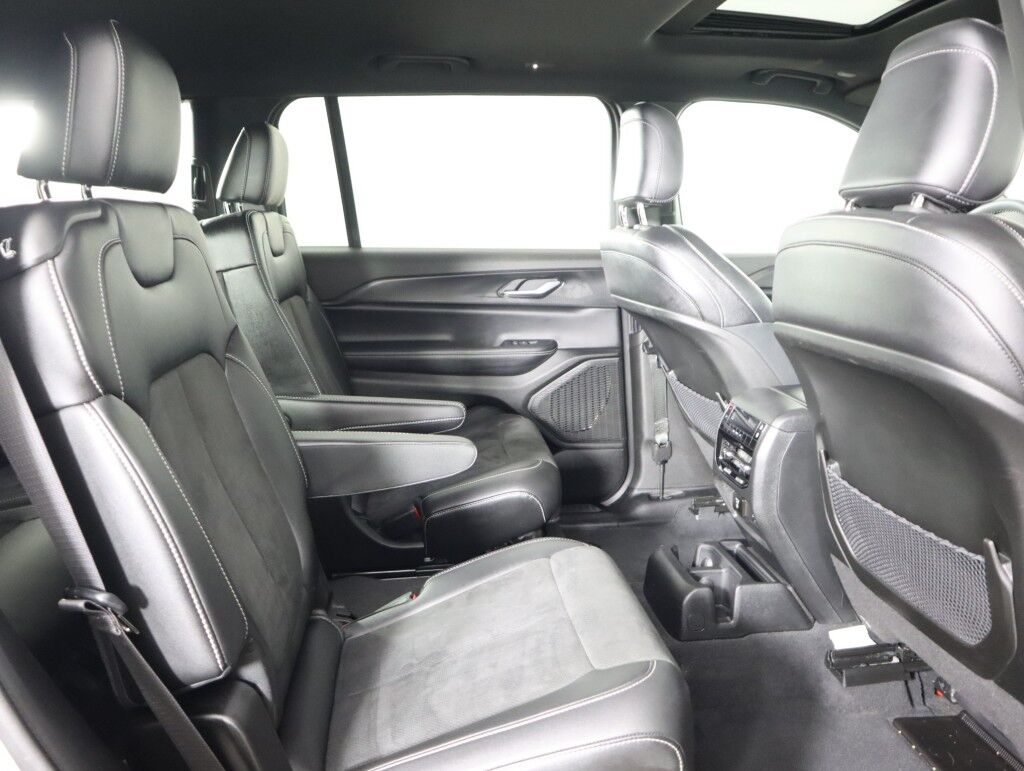 2024 Jeep Grand Cherokee L Altitude 4x4 Maumee OH