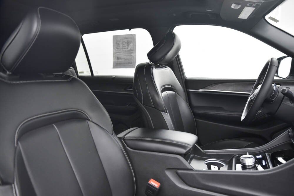 2024 Jeep Grand Cherokee L Altitude Akron OH