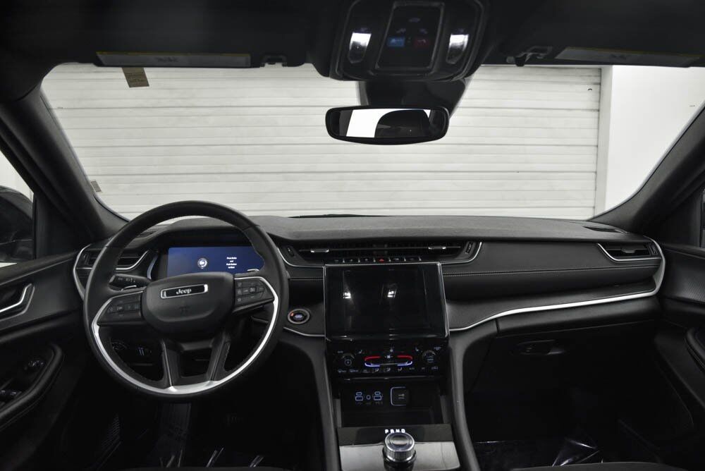 2024 Jeep Grand Cherokee L Altitude Akron OH