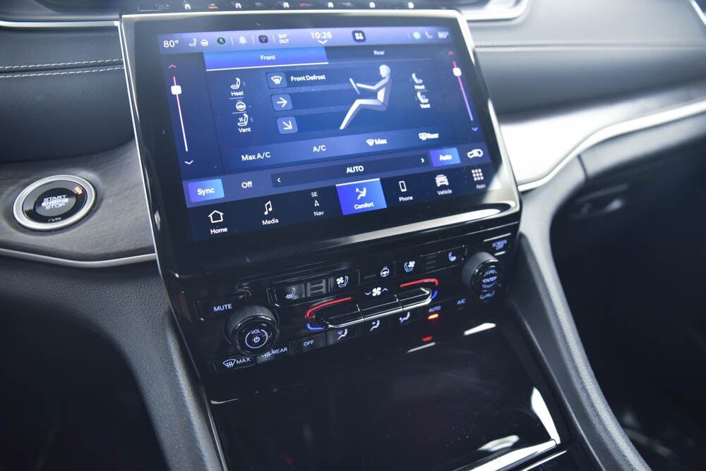 2024 Jeep Grand Cherokee L Altitude Akron OH